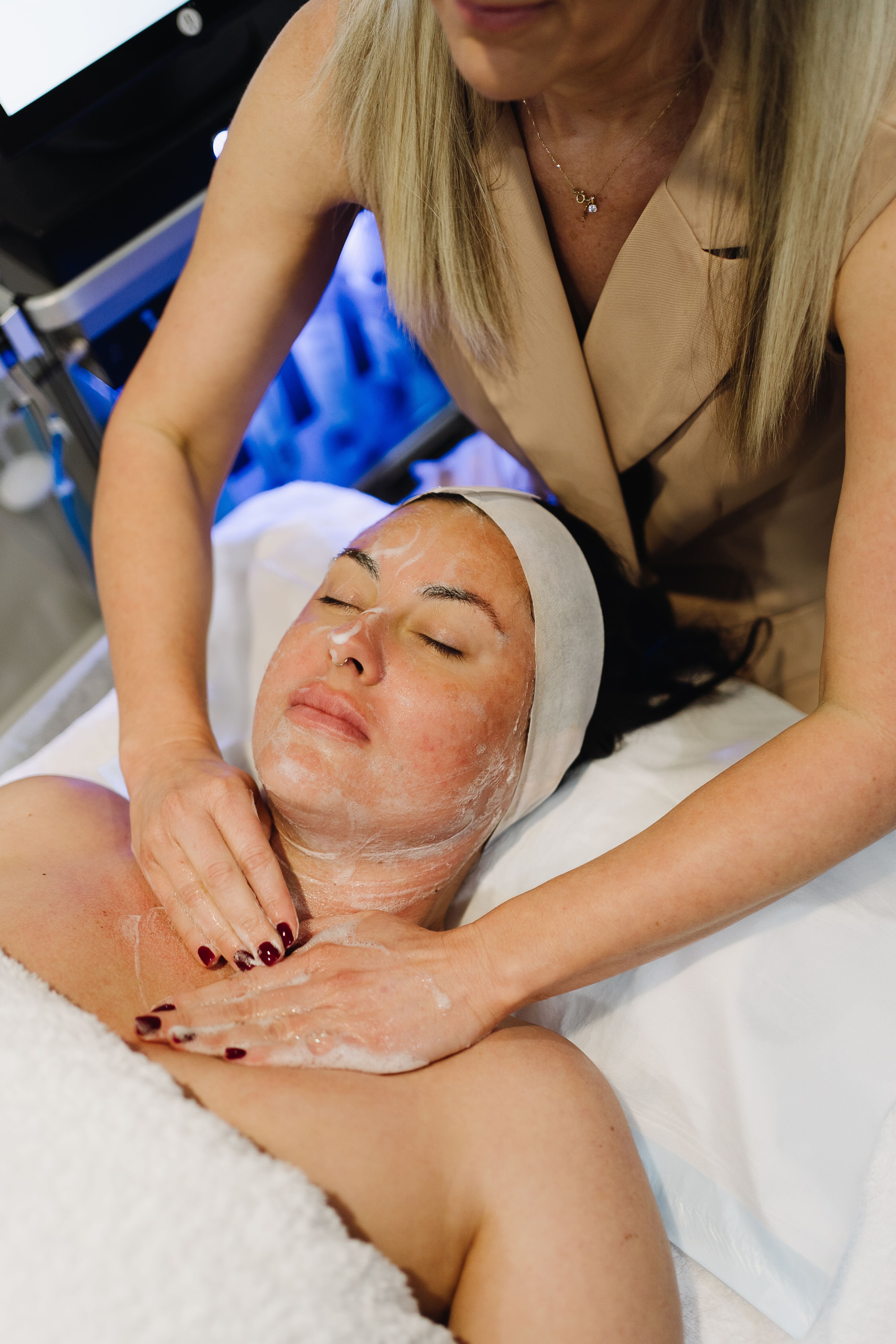 HydraGlow Facial at Cosmetics by Briony Brisbane