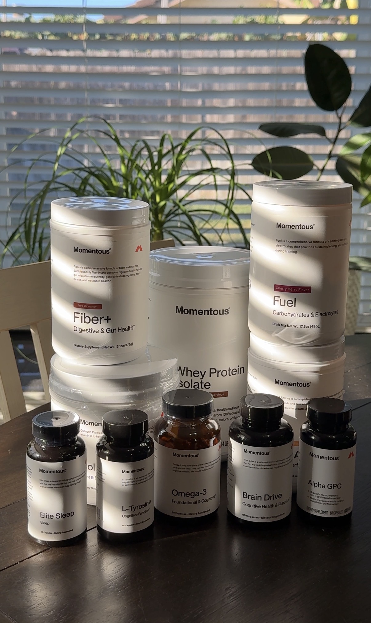 Momentous sports nutrition and supplement products