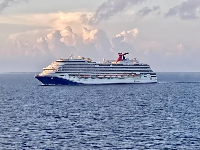 Carnival Breeze