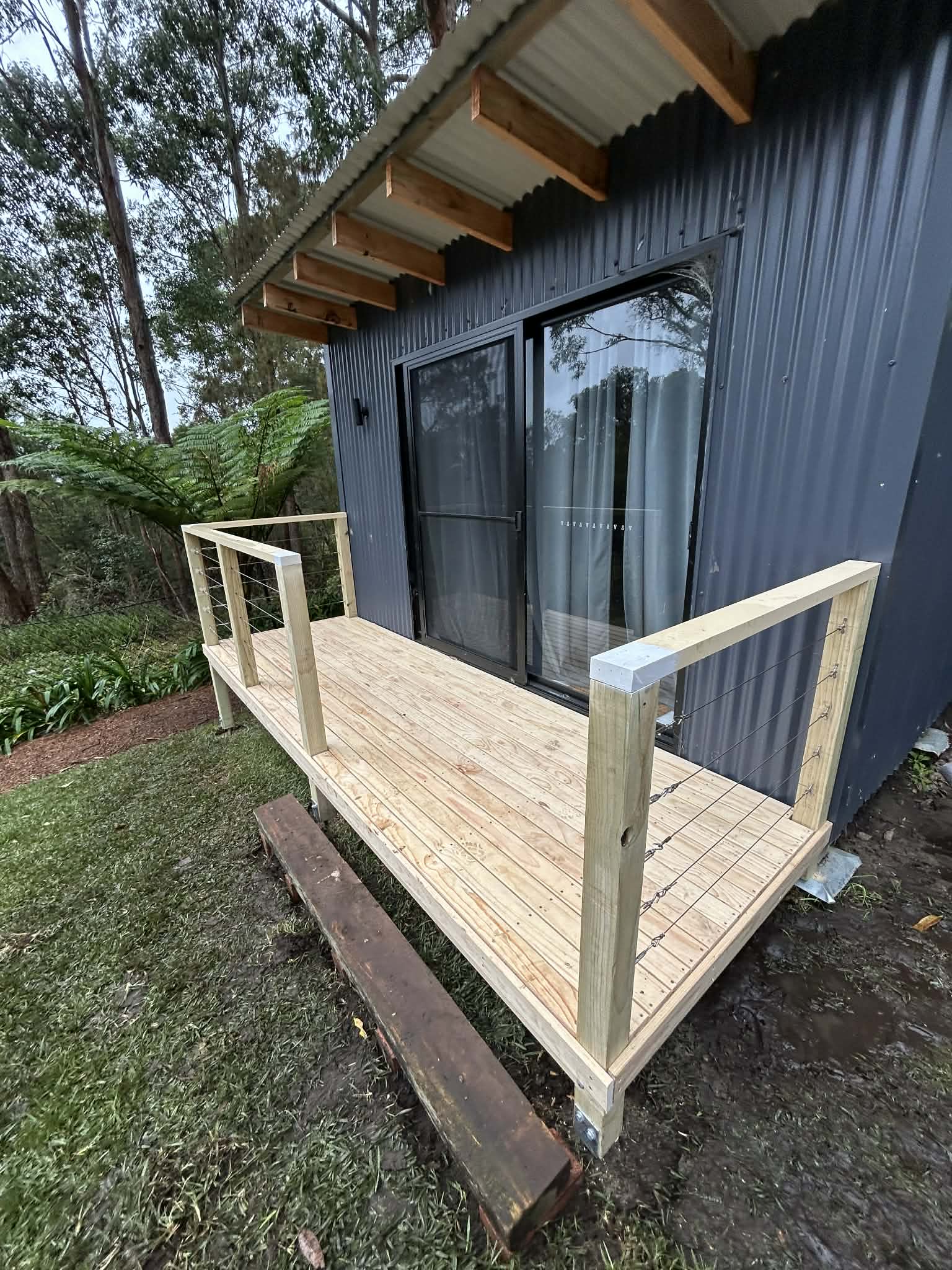 Outdoor deck