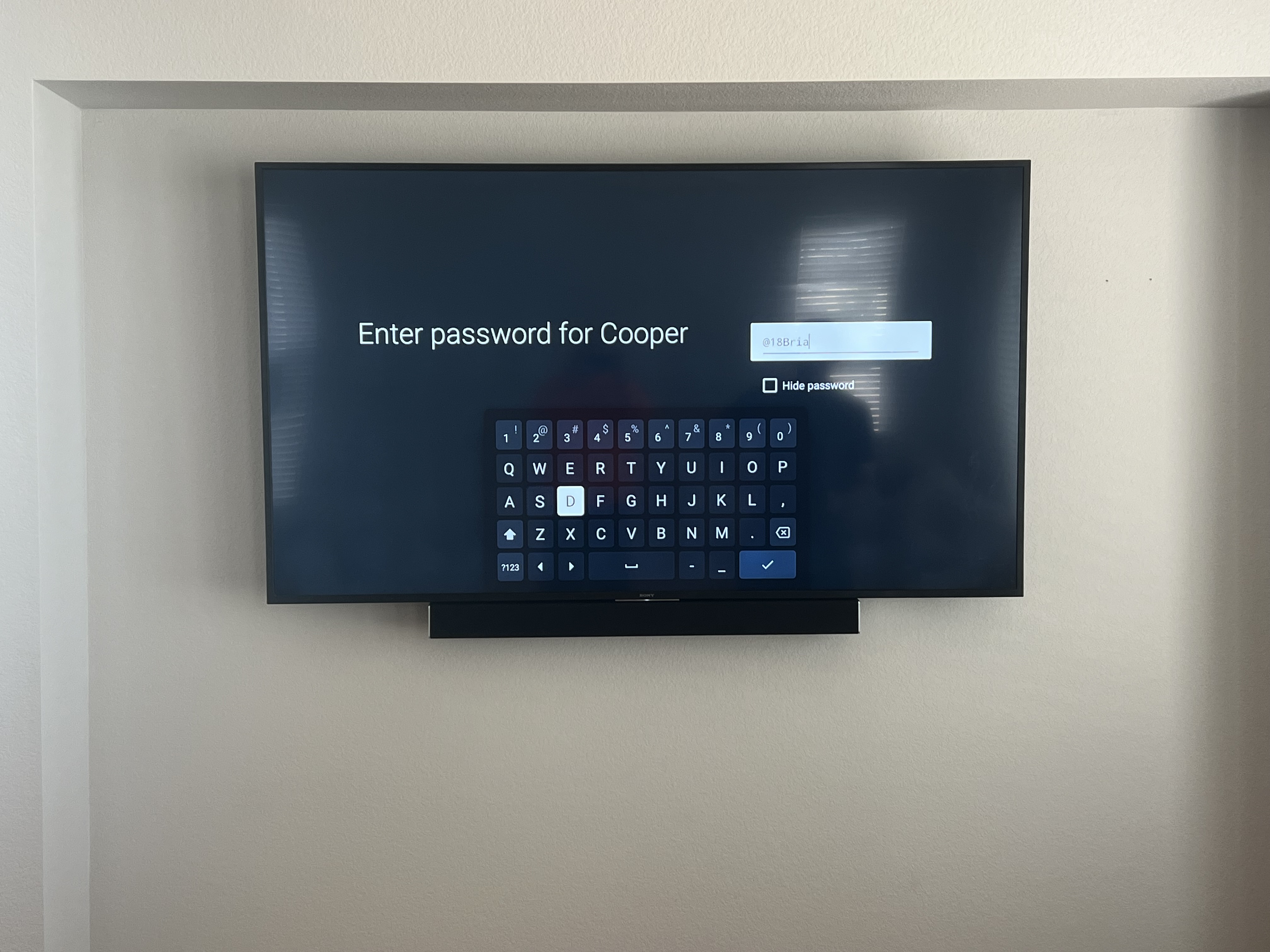 Clean TV installation with completely concealed wiring by I Hang Flat Screens