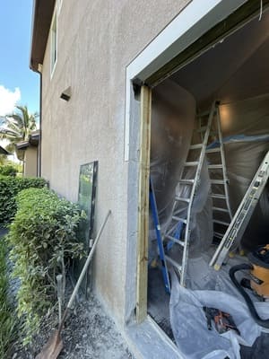 {{ custom_values.service_4 }} in {{custom_values.area_2})