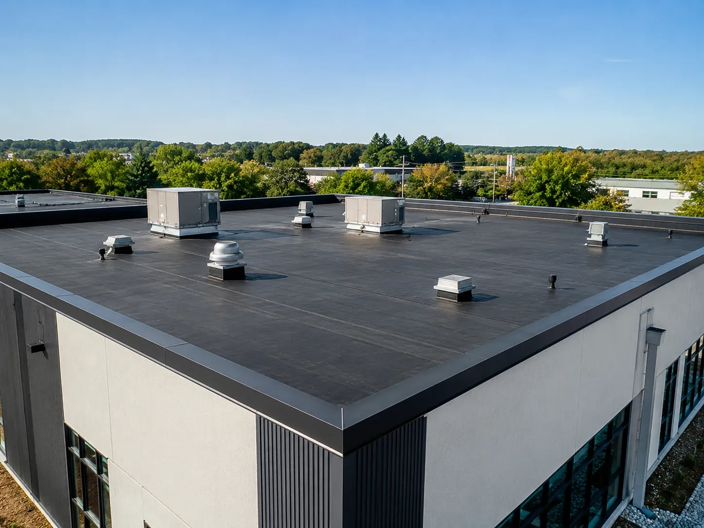 Toit plat — installation et entretien
