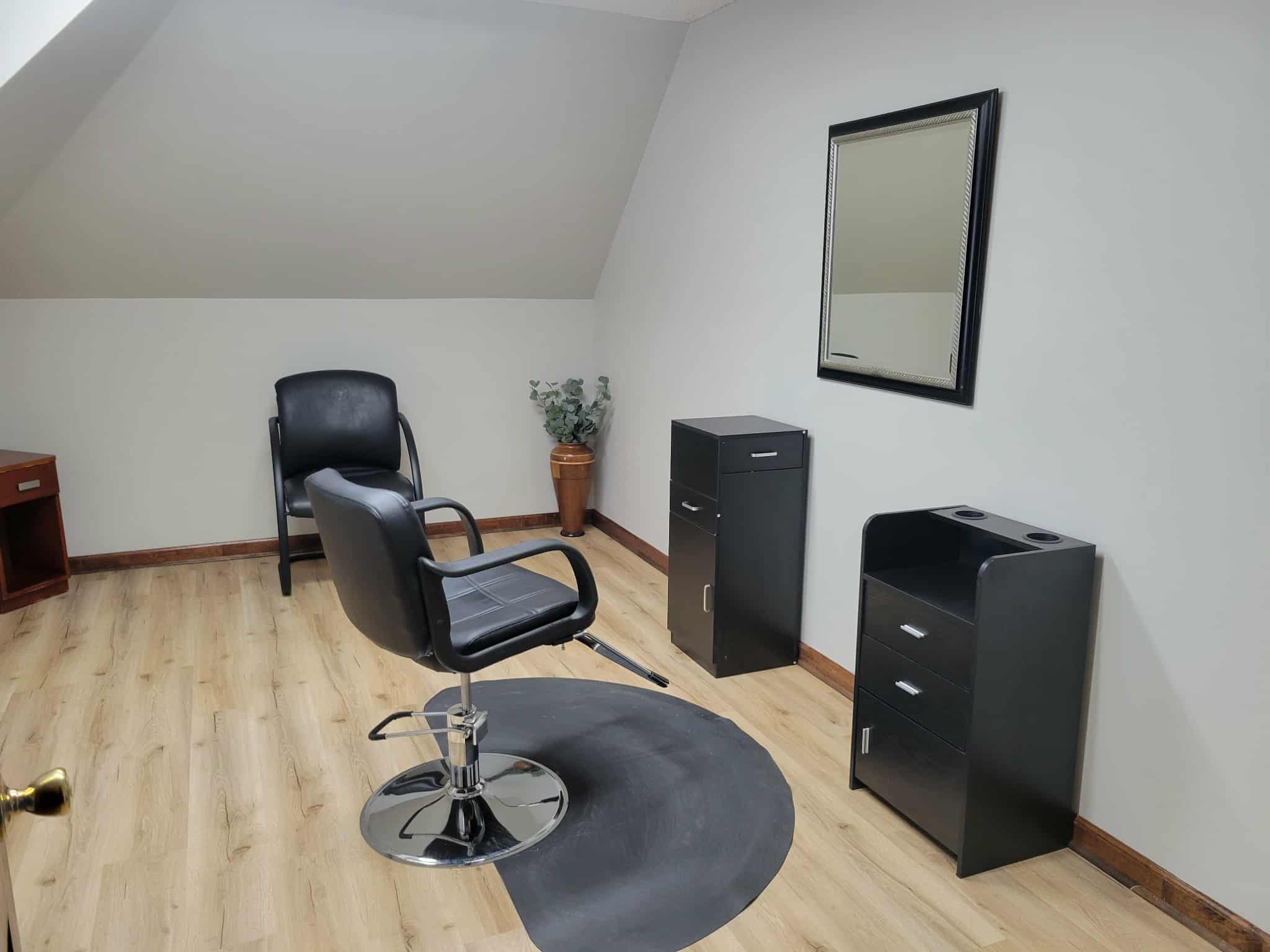 Beauty suite Huntsville — hair nail esthetics massage