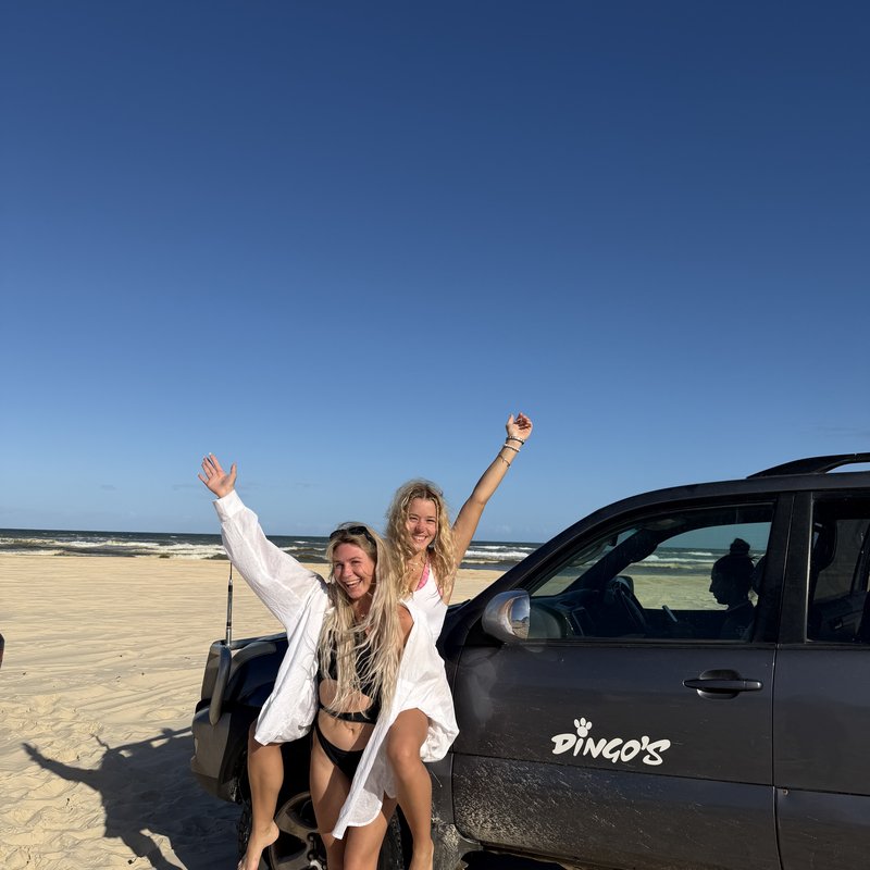 Mit dem 4WD am Strand von K&rsquo;gari