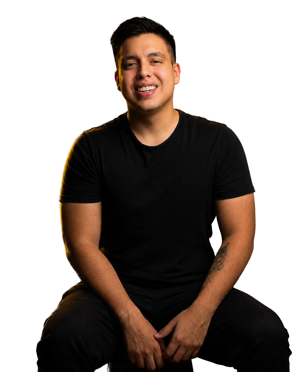 Rafael Jimenez, Rayo, sonriendo con camiseta negra