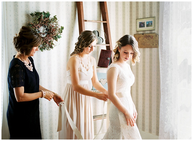 Bride and parents sharing emotional moment in Greeneville TN