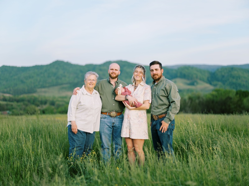 Northeast TN Lifestyle Family Photographer relaxed family portraits on historic family land