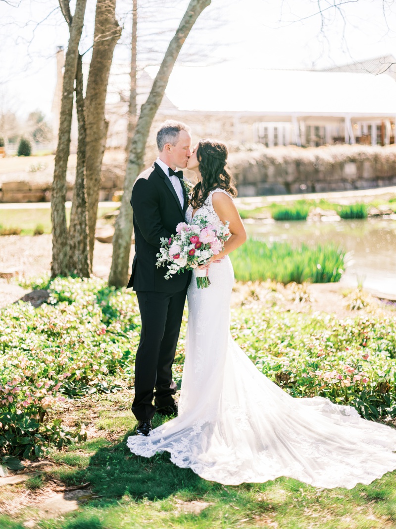 Couples wedding portraits at Marblegate Farm