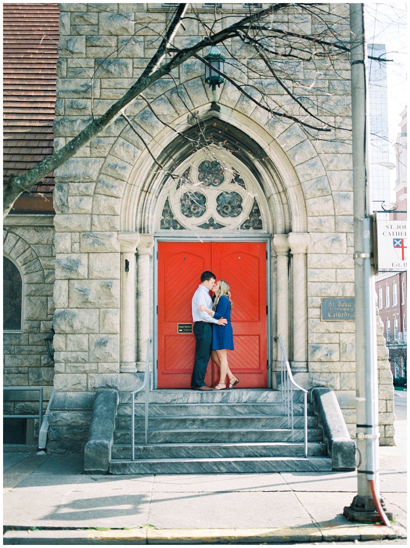 Knoxville city backdrop engagement photography Knoxville city backdrop engagement photography