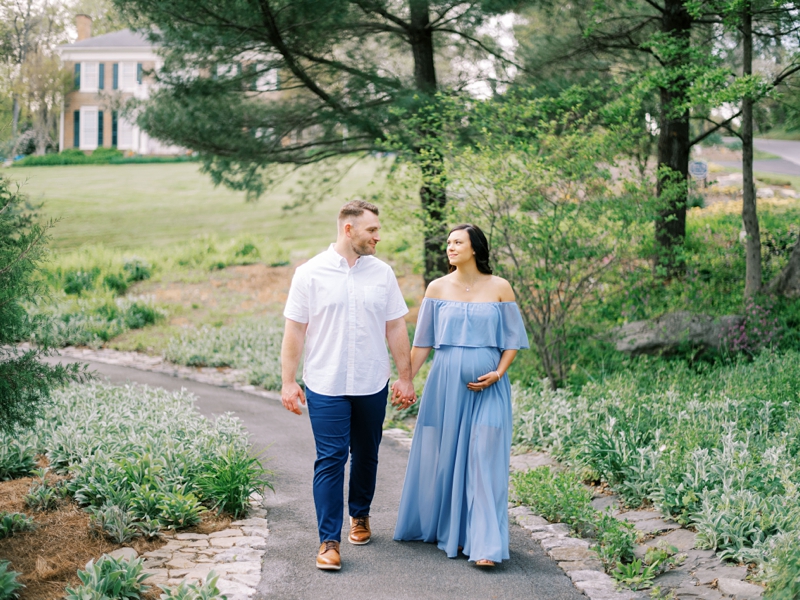 Jonesborough TN pregnancy photographer outdoor photos