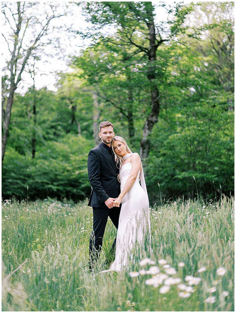timeless bride groom photos banner elk