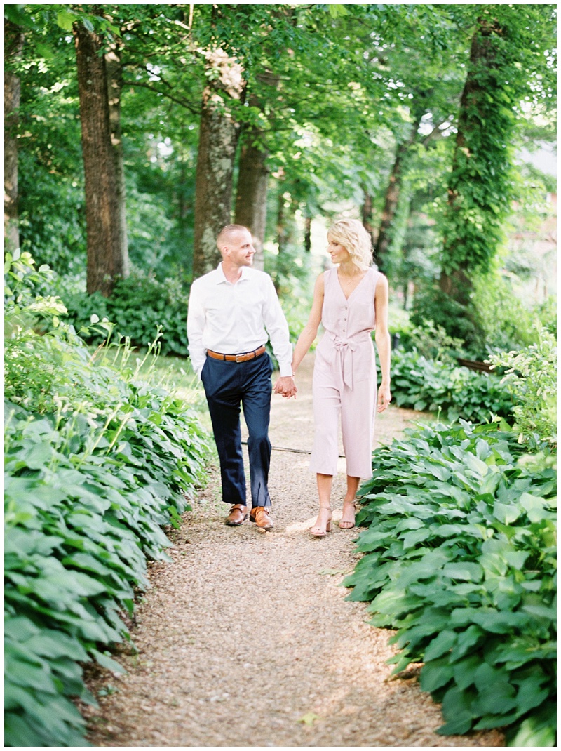 Knoxville engagement session lush green field summer