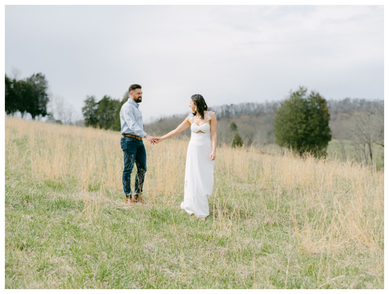 romantic portraits in Johnson City TN field romantic portraits in Johnson City TN field
