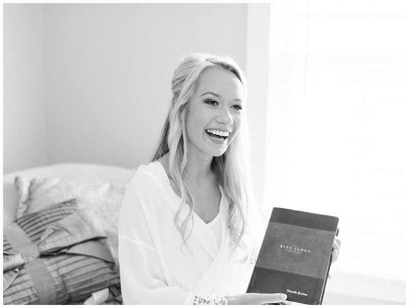bride getting ready Greeneville TN wedding