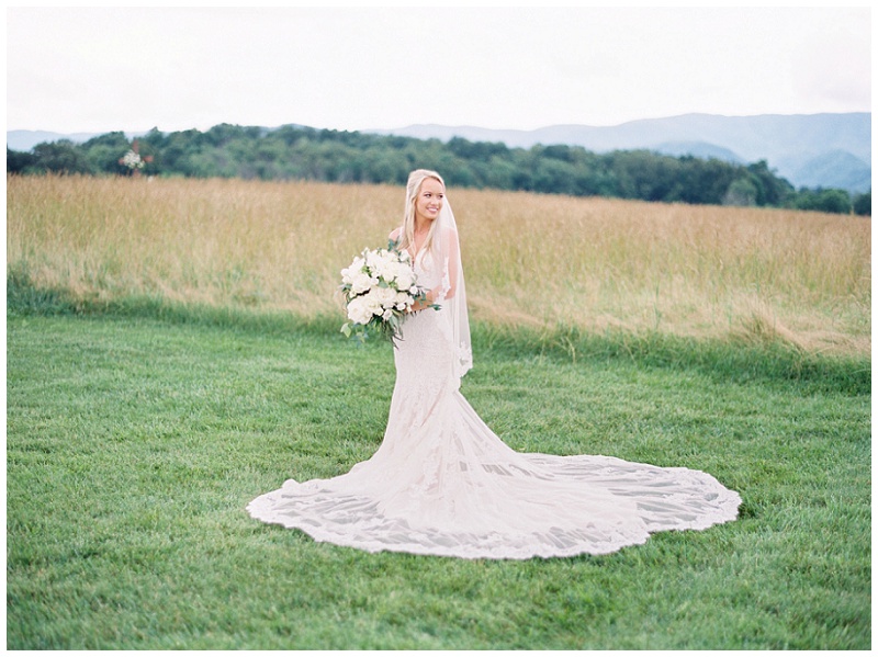 bridal portraits East Tennessee mountains
