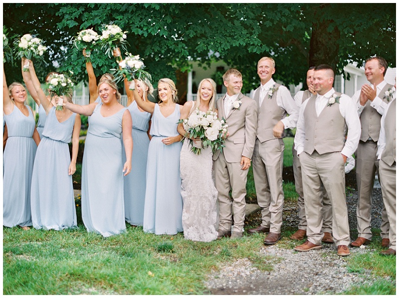 stylish bridal party photos Tennessee