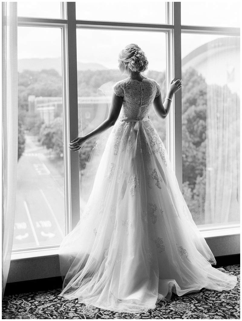 natural light getting ready photos Johnson City TN