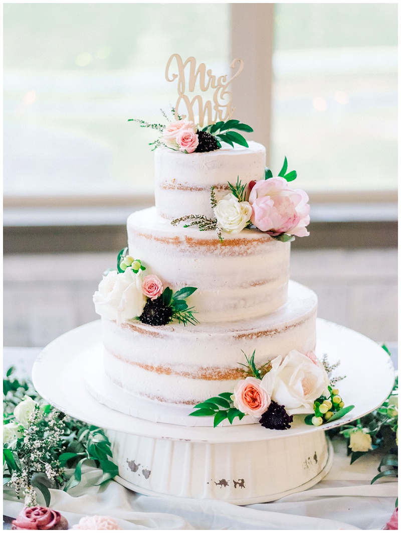 reception wedding cake at a barn wedding in Tennessee