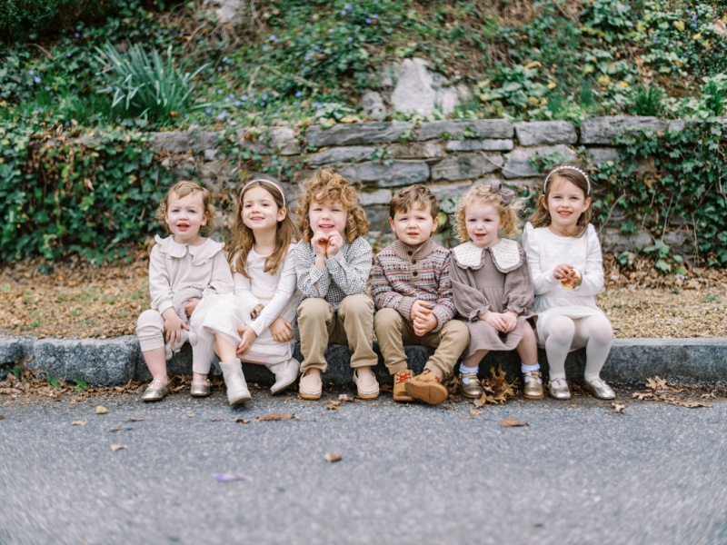 family portraits with grandparents Tennessee family portraits with grandparents Tennessee