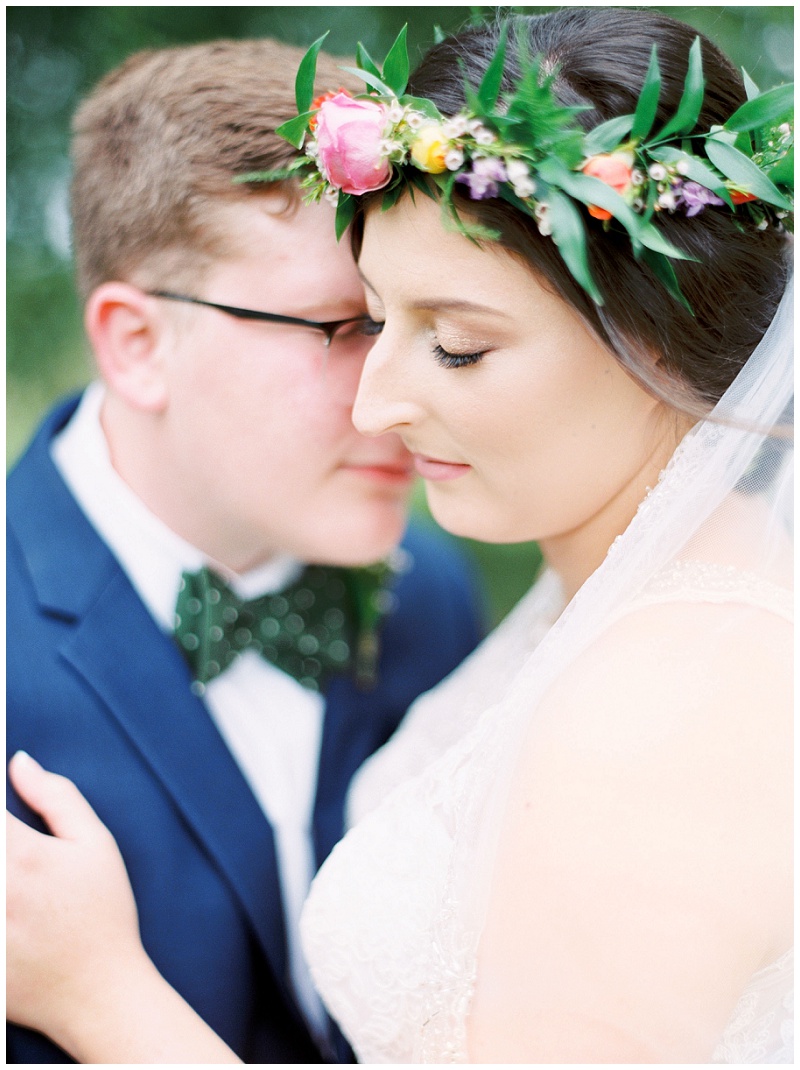 candid bride and groom moments Tennessee
