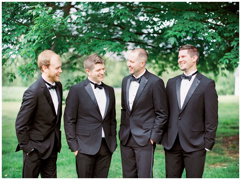 groom outdoor portrait Emory VA
