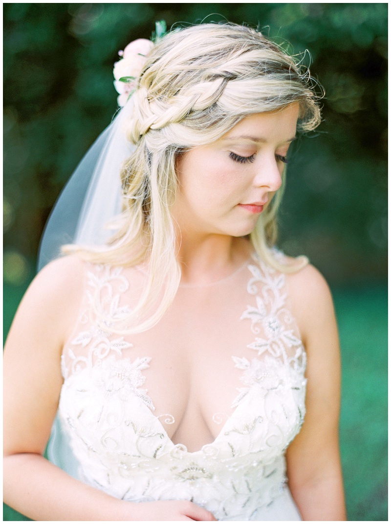romantic bride portrait rustic barn East TN