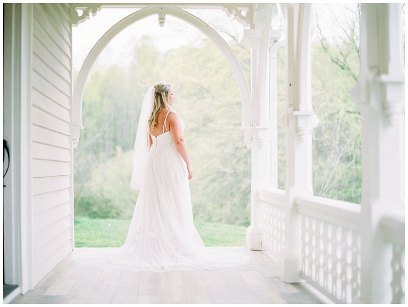 haley bridal portraits the side porch johnson city tn
