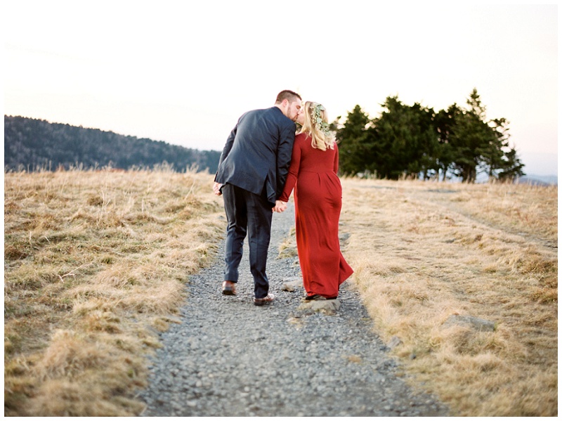 mountain engagement photography carvers gap roan highlands mountain engagement photography carvers gap roan highlands