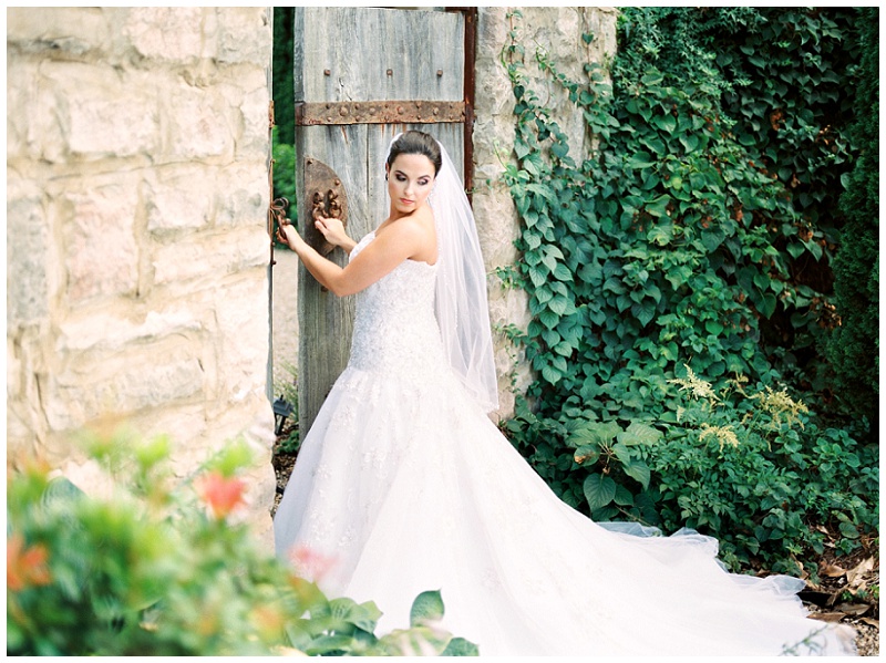 blountville tn bridal portraits chateau selah wedding venue
