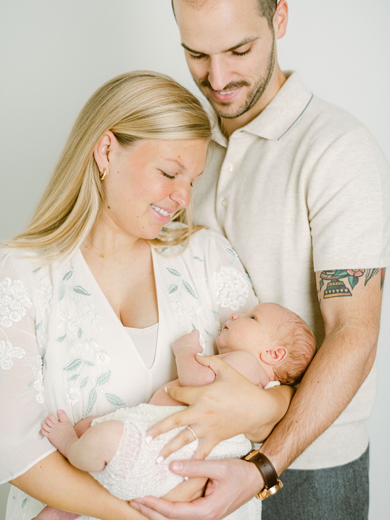 kingsport tn newborn photographer soft natural light baby session kingsport tn newborn photographer soft natural light baby session