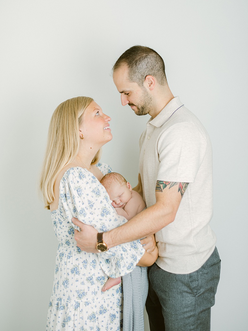 bristol tn newborn photography in home newborn family portraits bristol tn newborn photography in home newborn family portraits