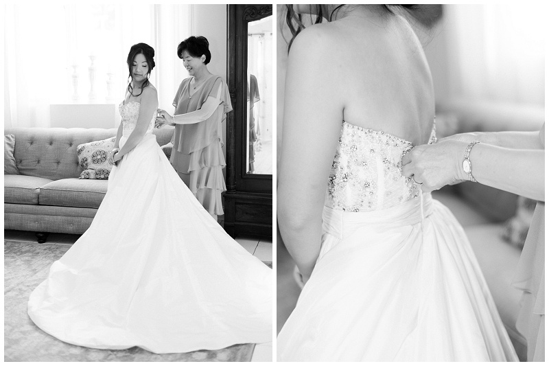 emotional getting ready moment bride and mom