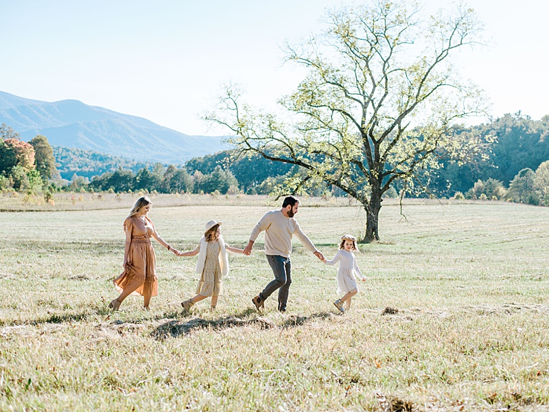 Relaxed family photo session in Pigeon Forge TN mountains