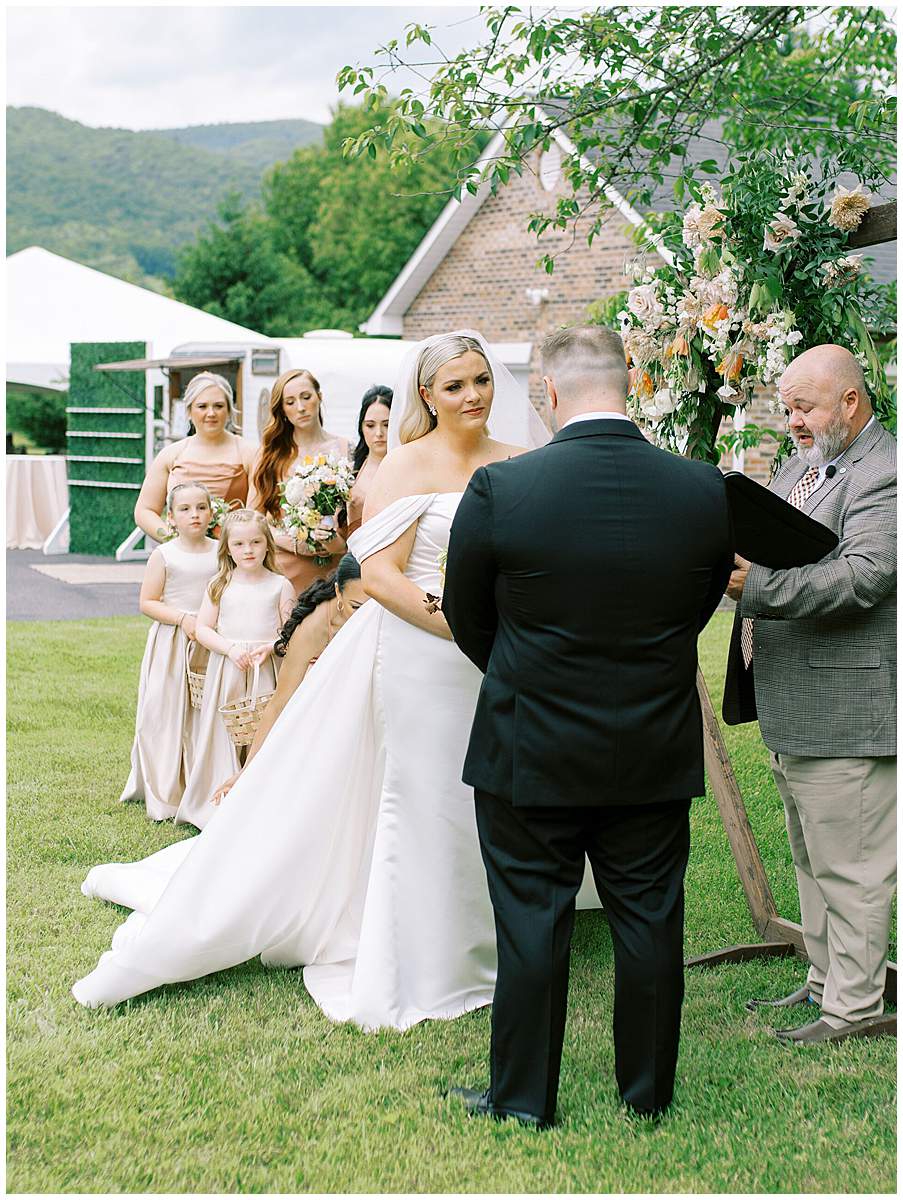 home wedding ceremony East Tennessee photographer