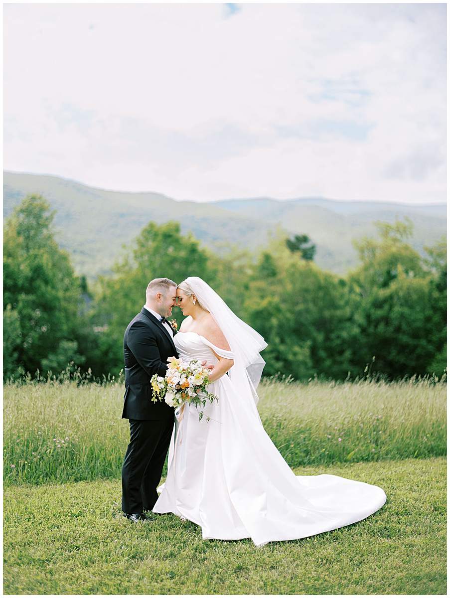 intimate couple portraits backyard wedding East TN