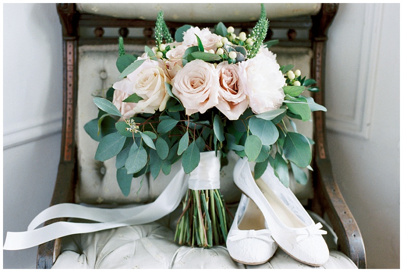Bouquet detail with Southern charm at Knoxville wedding