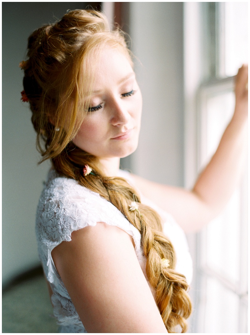 Bridal hair and makeup at Knoxville TN wedding venue
