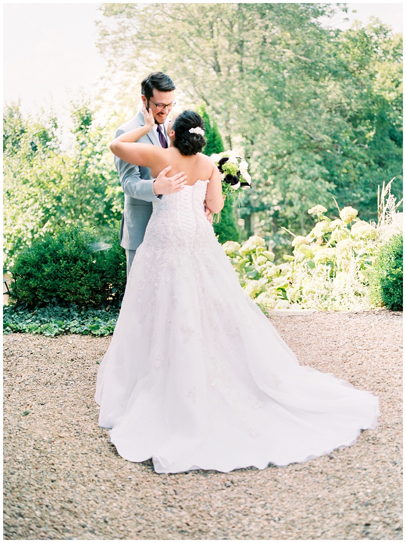 Newlyweds at Chateau Selah Blountville TN wedding