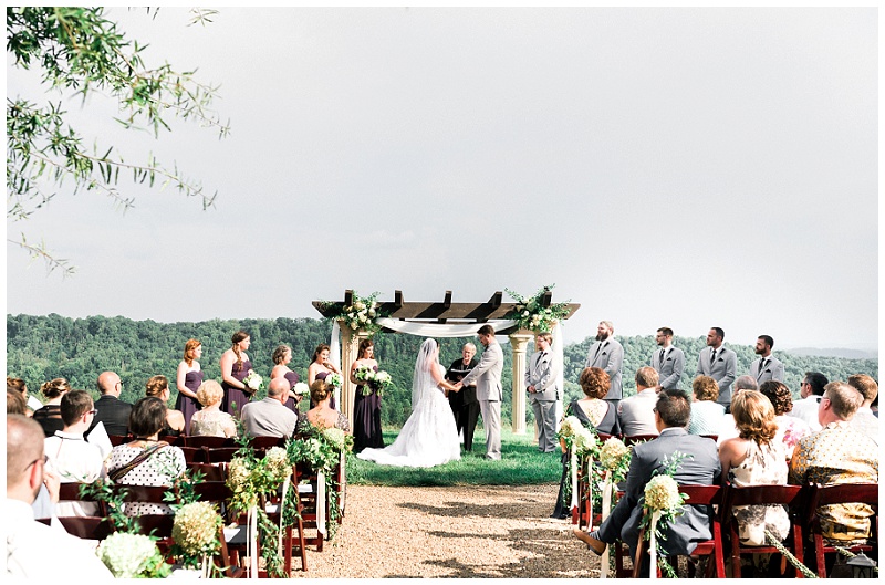 Outdoor ceremony at Chateau Selah