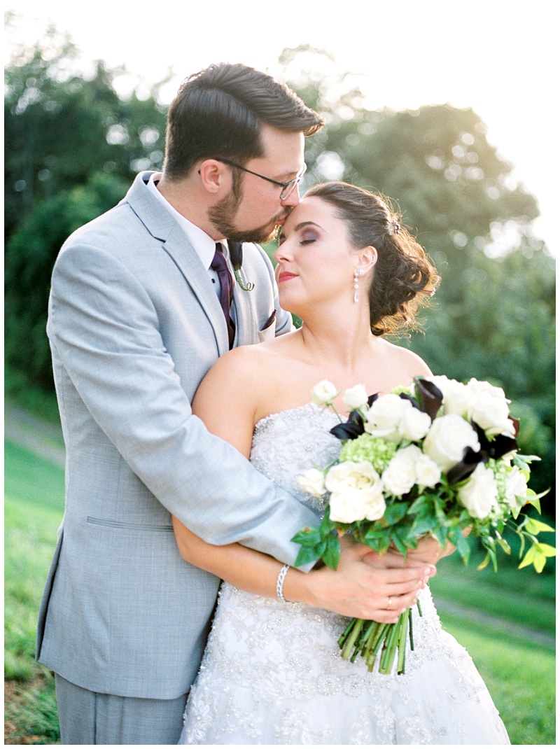 Summer wedding couple in natural light