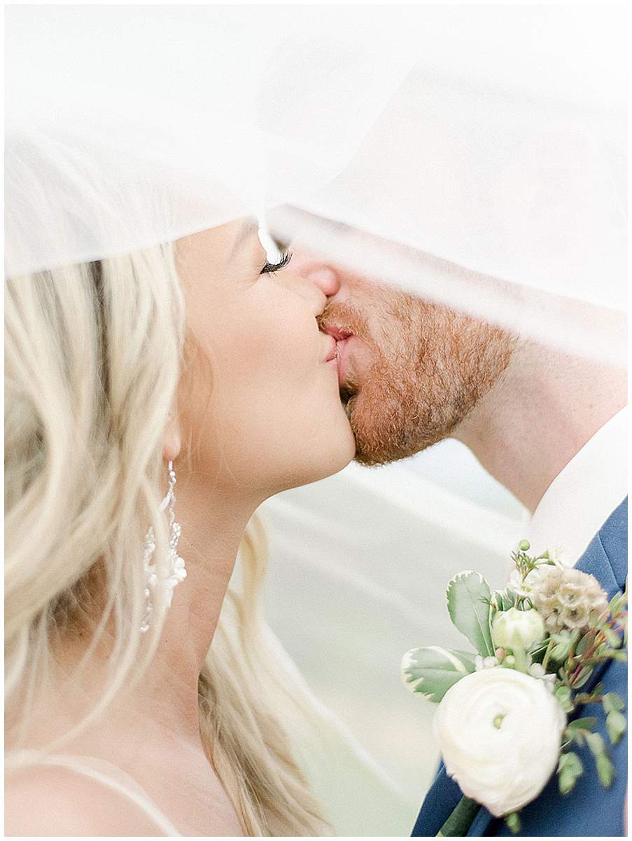 Timeless couple portrait at East Tennessee venue