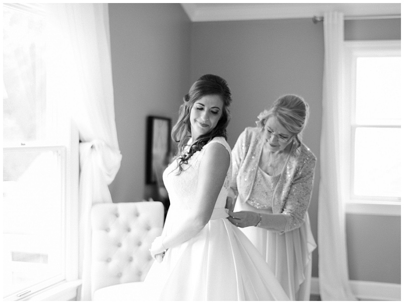 bride getting ready emotional moments