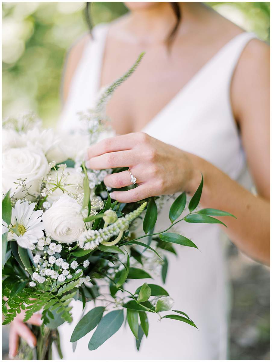 bride portrait holding bouquet Pigeon Forge TN