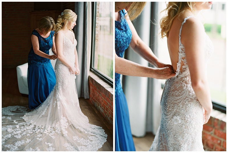 emotional getting ready wedding photos