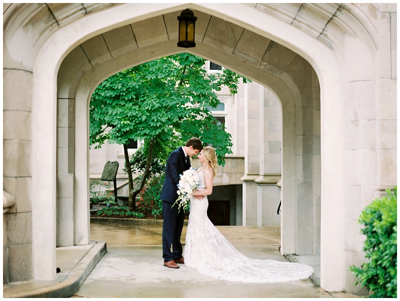 newlywed photos Mississippi wedding