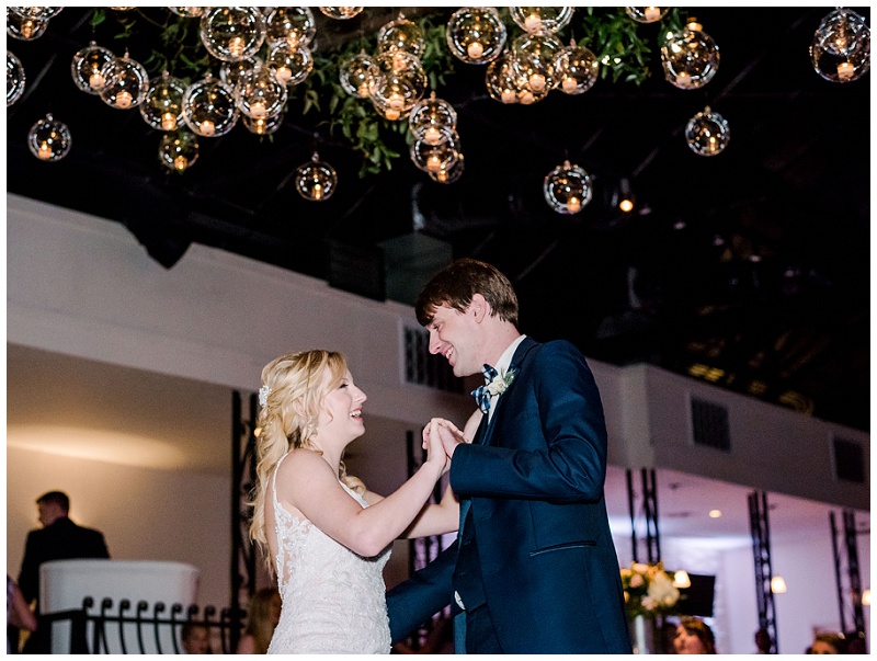 first dance bride and groom