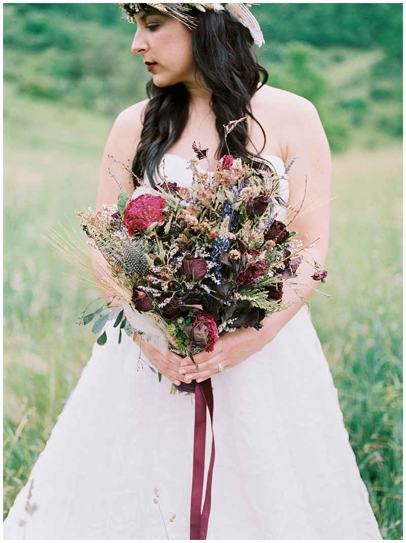 romantic wedding portraits countryside Virginia