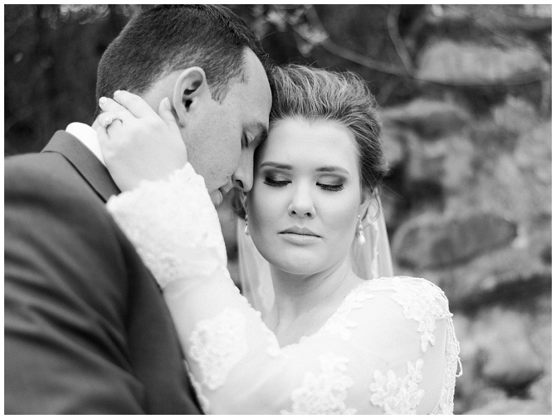 classic wedding couple portraits TN