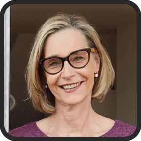 Emily W. - New York, USA